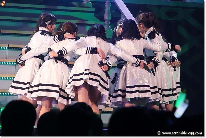 転がる石になれ