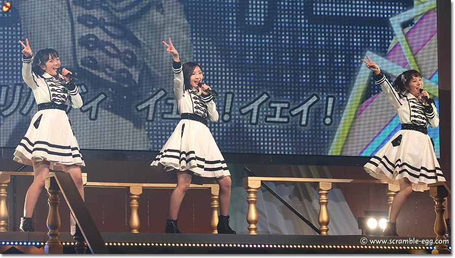 梅田綾乃、相笠萌、岡田彩花